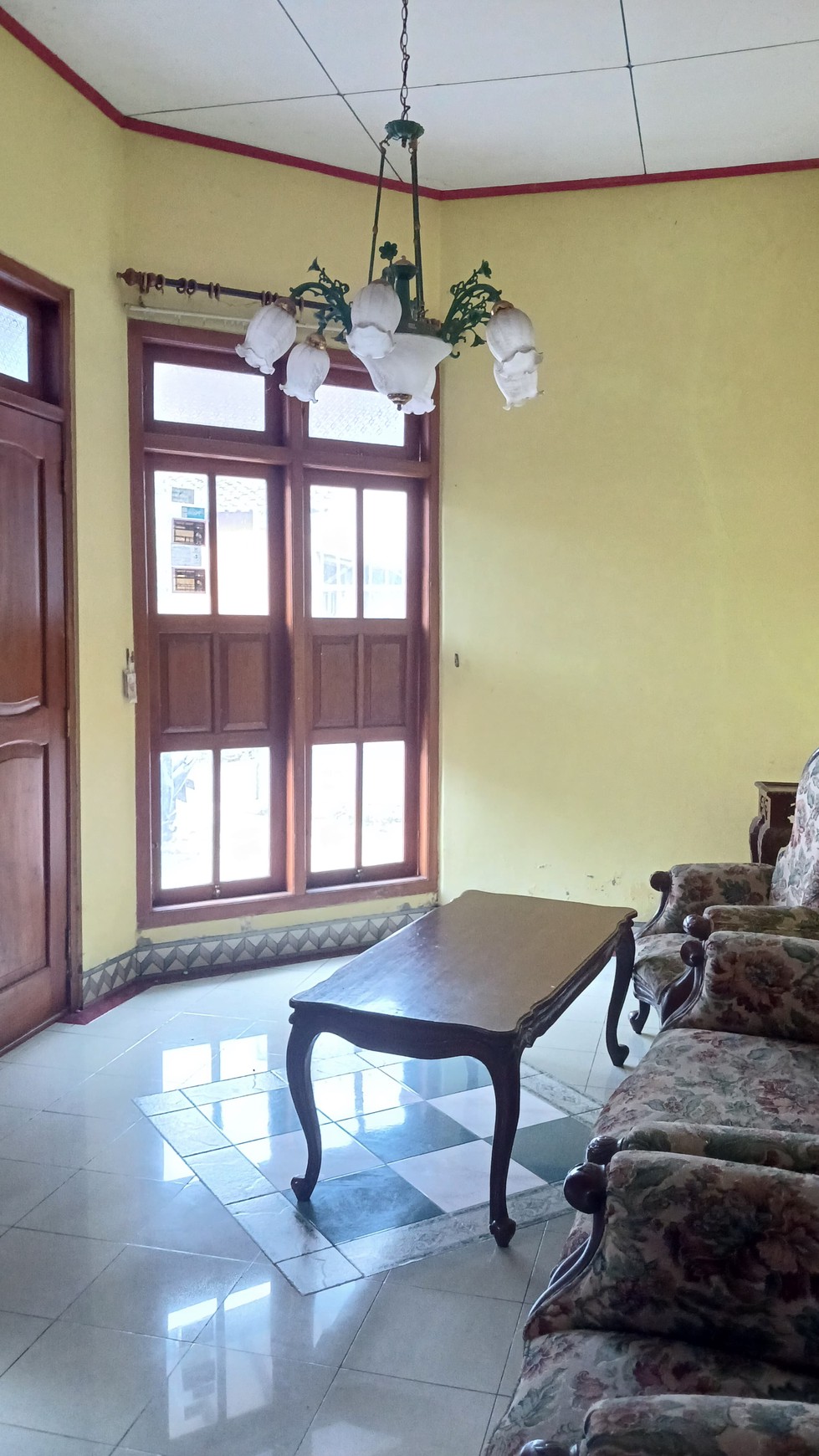 Rumah 2 Lantai Lokasi Strategis Dekat SPBU Kadipiro JL Wates, Kasihan Bantul