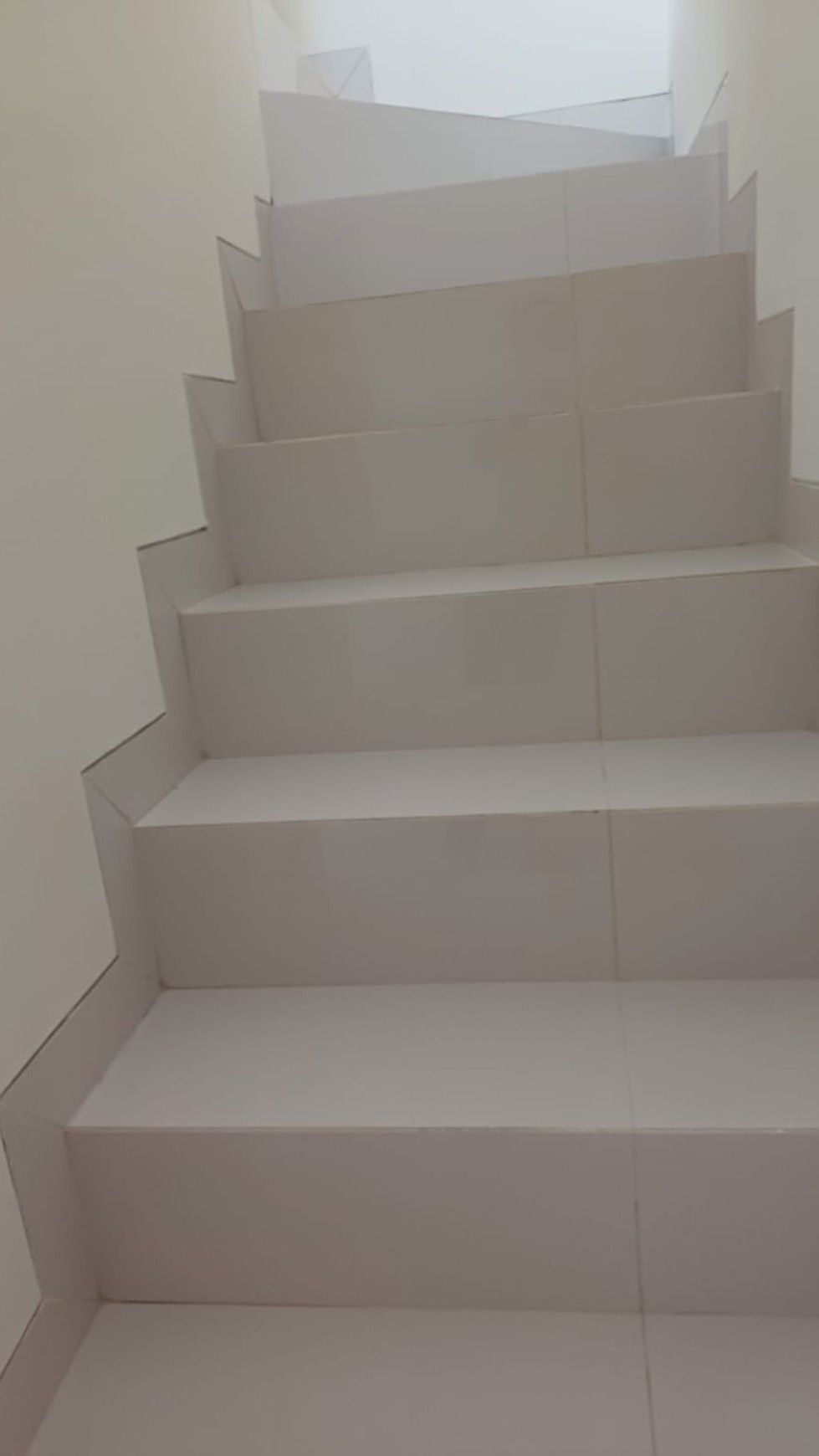 Rumah 2 lantai,dalam cluster di Bintaro Jaya 9