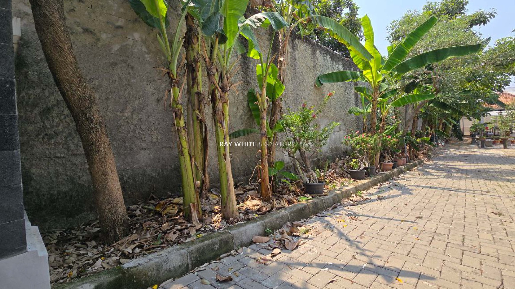 Tanah Kavling Cocok Untuk Town House di Vila Dago Pamulang