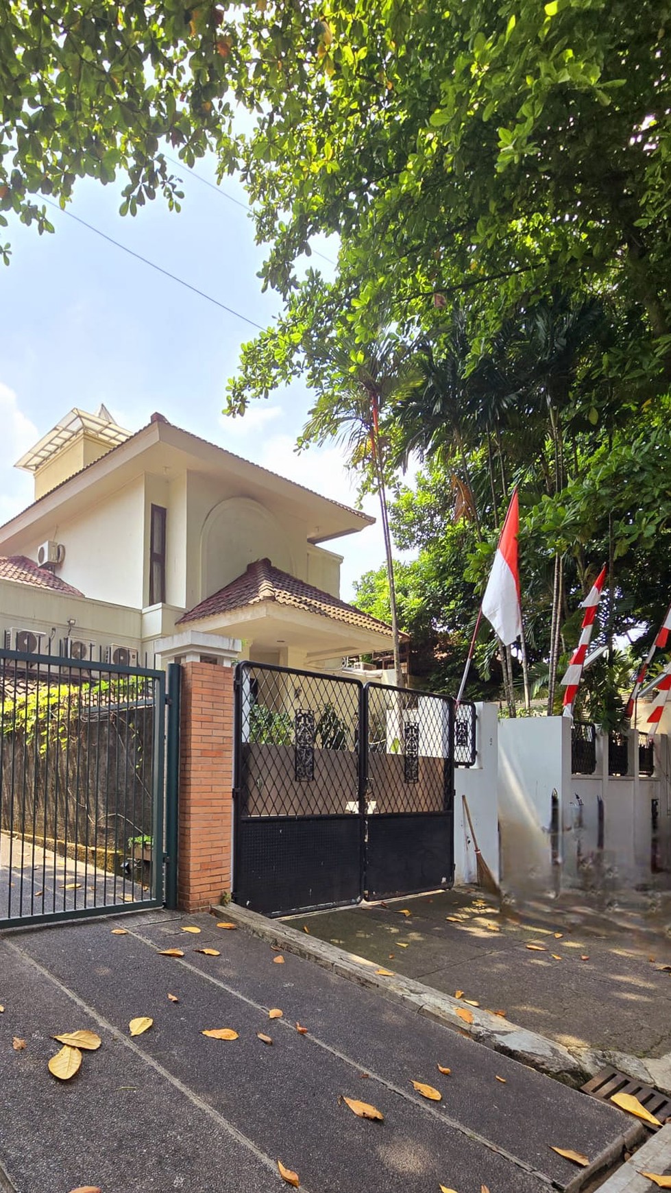 Rumah Bagus Design Modern Split Level di Pondok Indah, Jakarta Selatan 