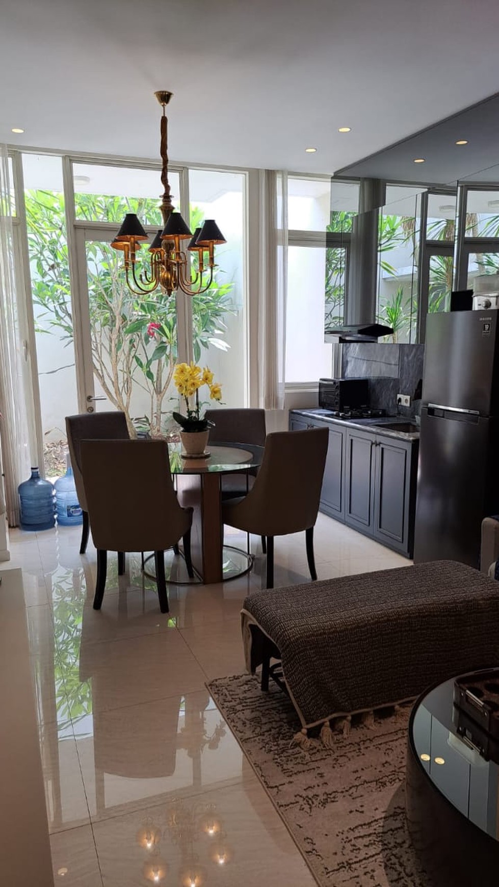 MURAH FURNISHED Dijual Rumah Grand Pakuwon - Brisbane Dekat Sekolah SAMPOERNA Academy , Surabaya Grammar School, Food Junction