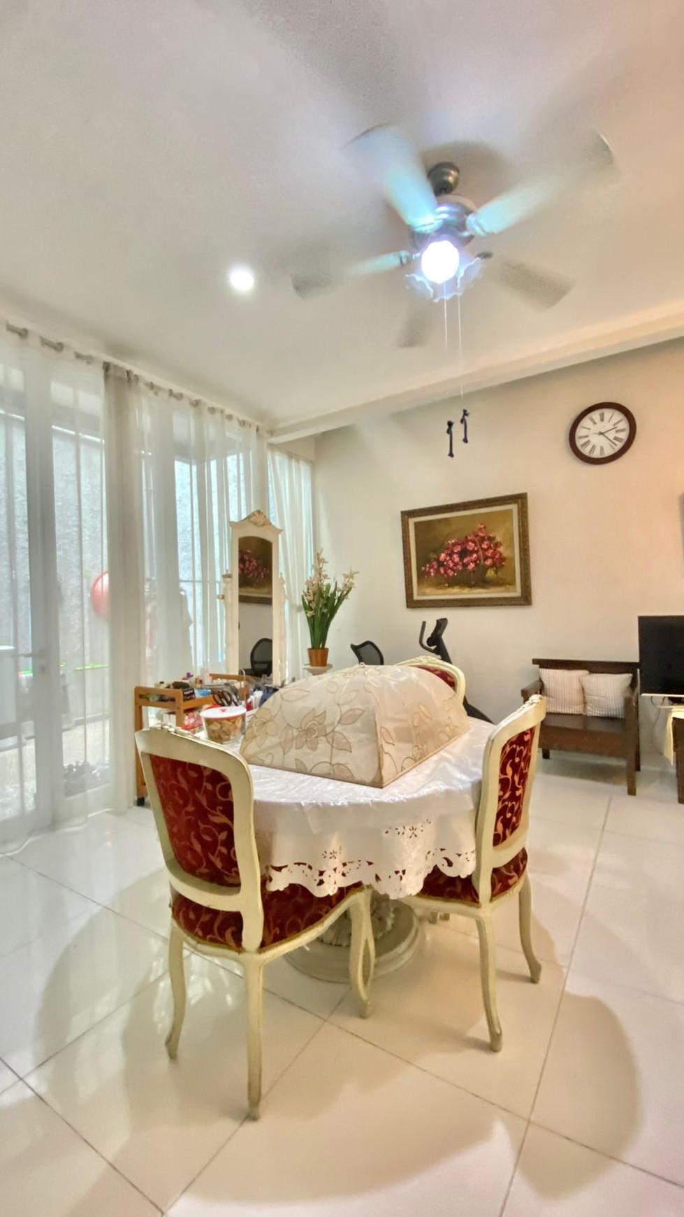 Rumah Hitung Tanah Area Cipete