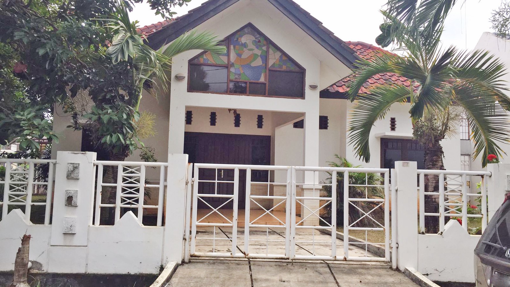 Rumah Posisi Hook di Villa Melati Mas BSD City
