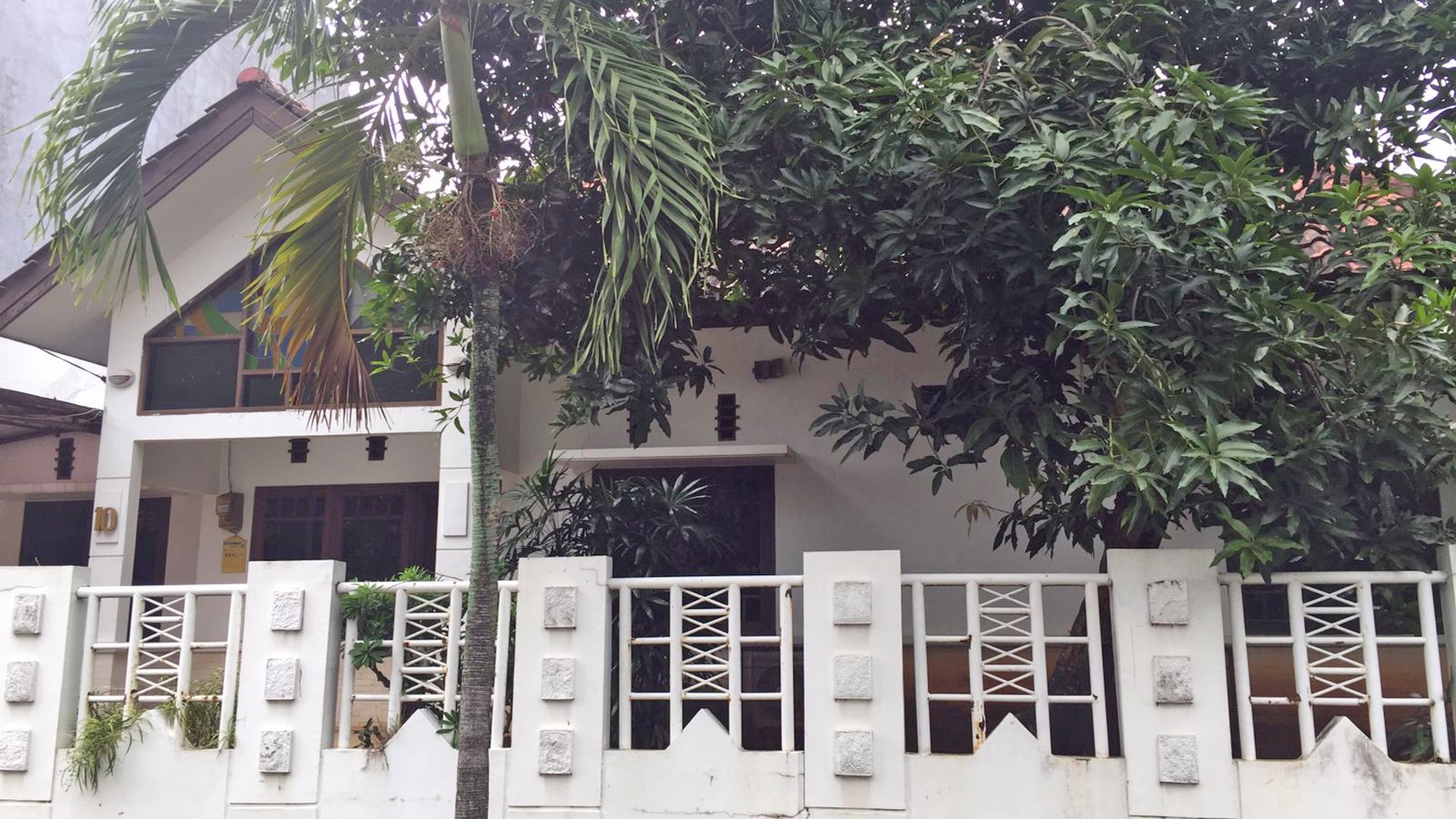 Rumah Posisi Hook di Villa Melati Mas BSD City