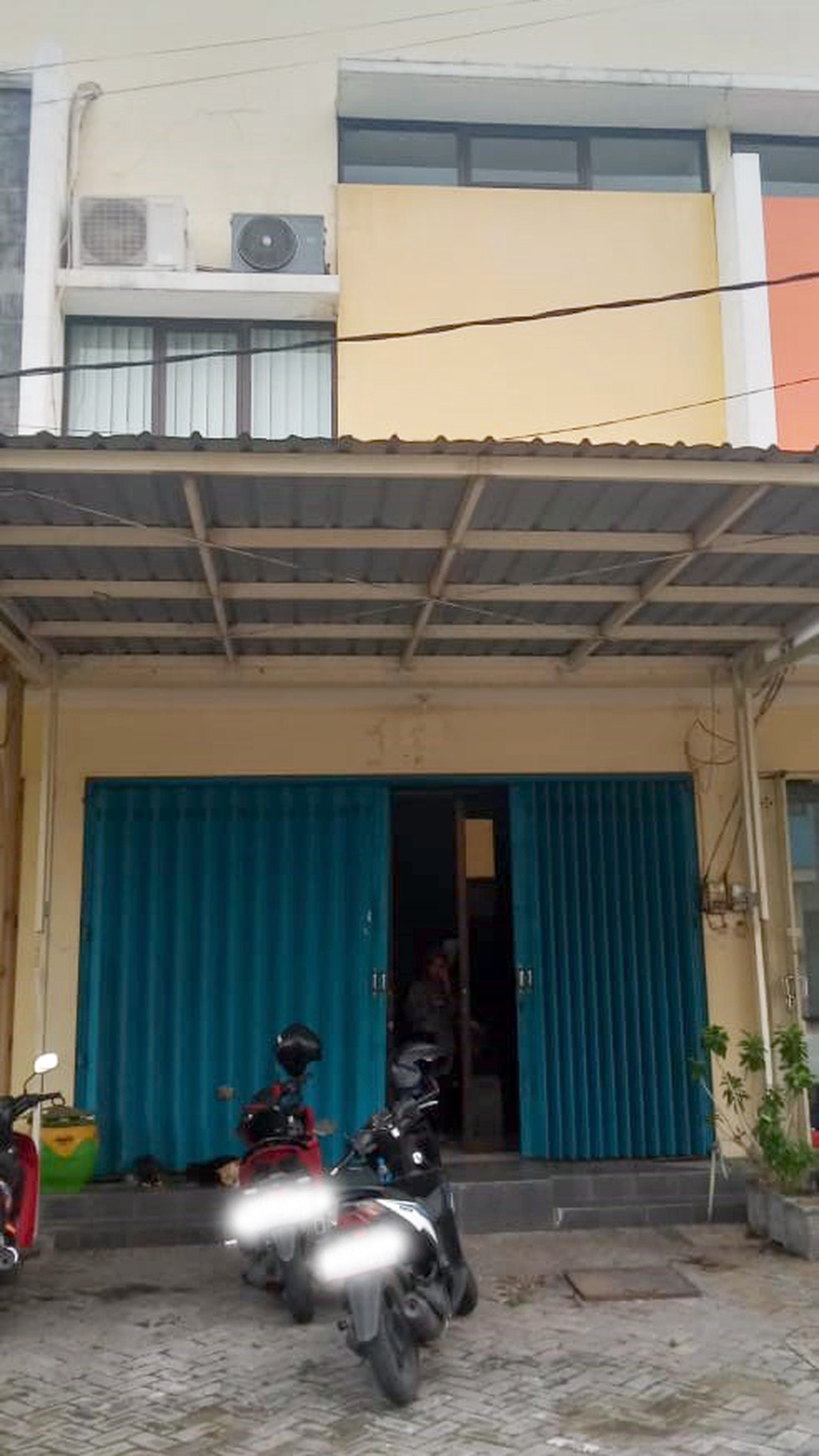 Ruko di Jade Ville Buduran Sidoarjo, 2 Lantai - TS -