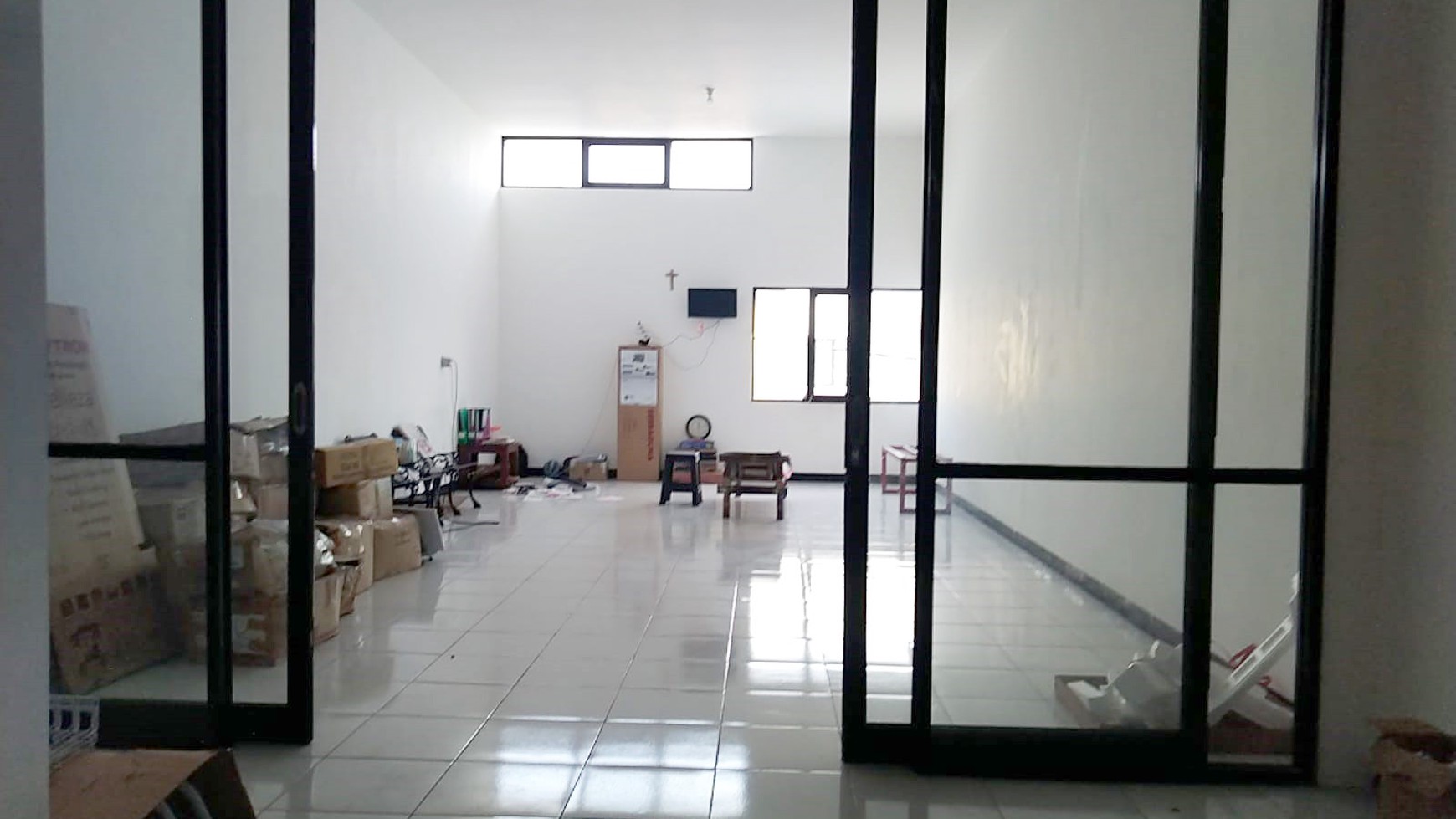 Ruko di Jade Ville Buduran Sidoarjo, 2 Lantai - TS -