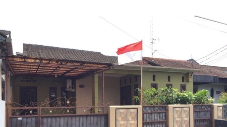 Rumah di Bukit Nusa Indah, harga 1M an siap huni di Ciputat