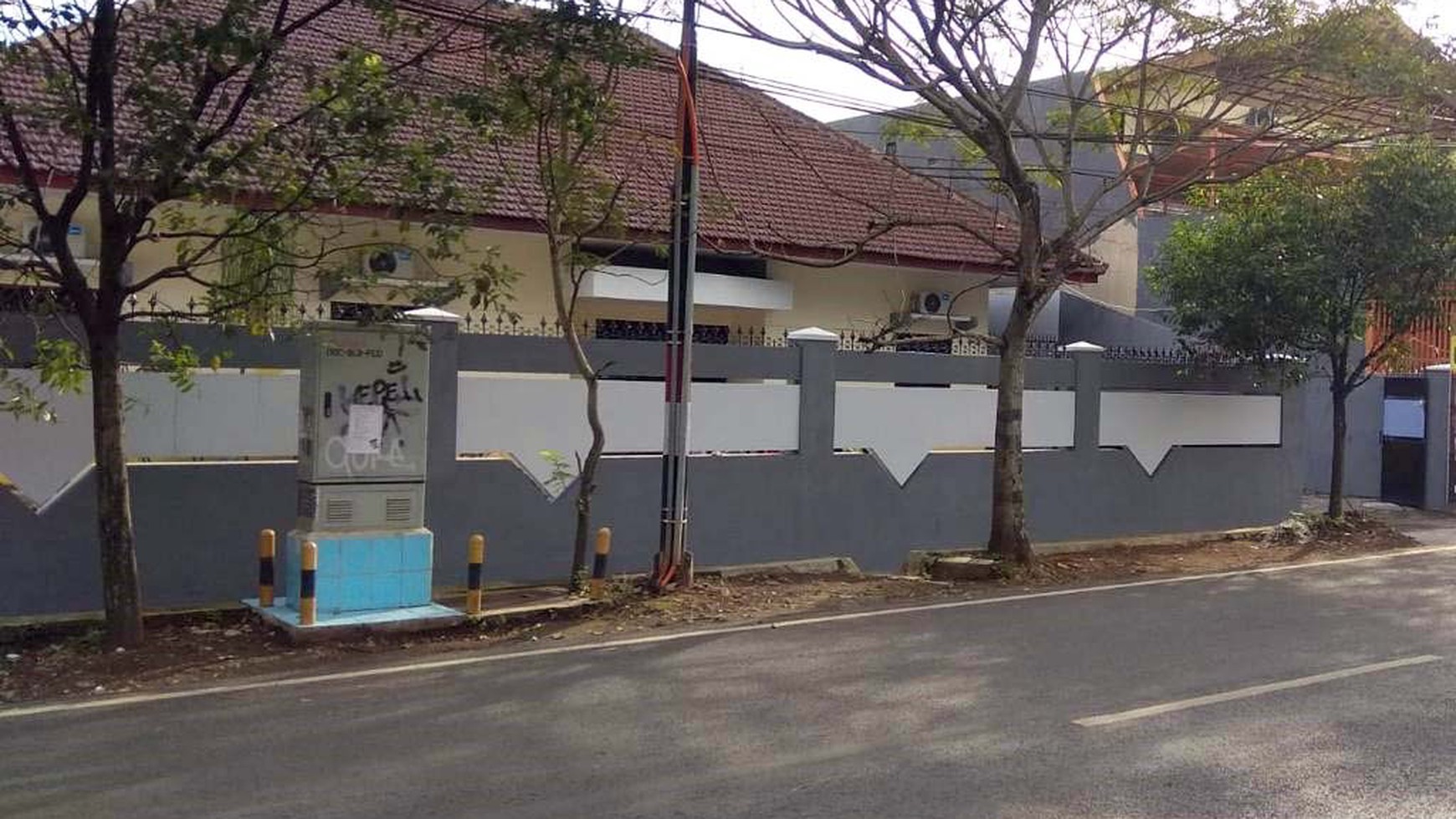 Rumah di Jl. Raden Intan Arjosari Kota Malang, Lokasi Sangat Strategis Cocok Untuk Kantor dan Usaha Apapun !!!