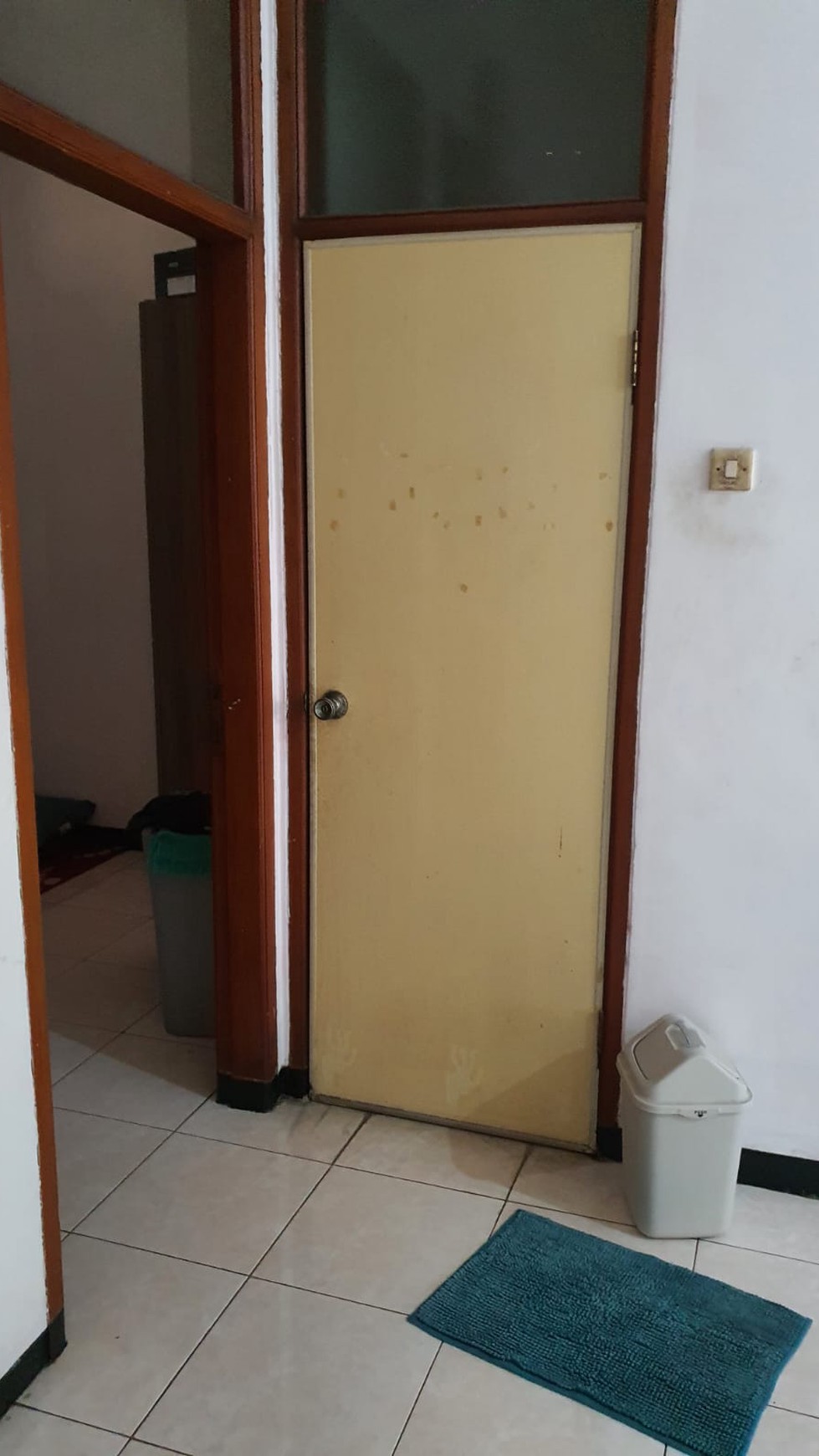 DIJUAL RUMAH UNFURNISHED STRATEGIS DARMO PERMAI UTARA