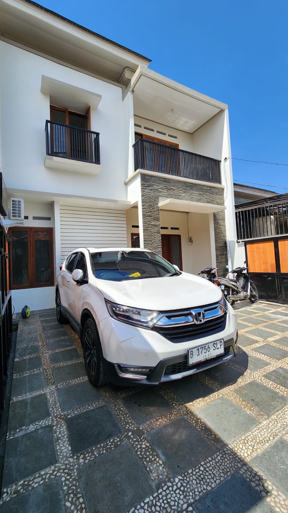 Jagakarsa raya rumah brand new lokasi private halaman luas