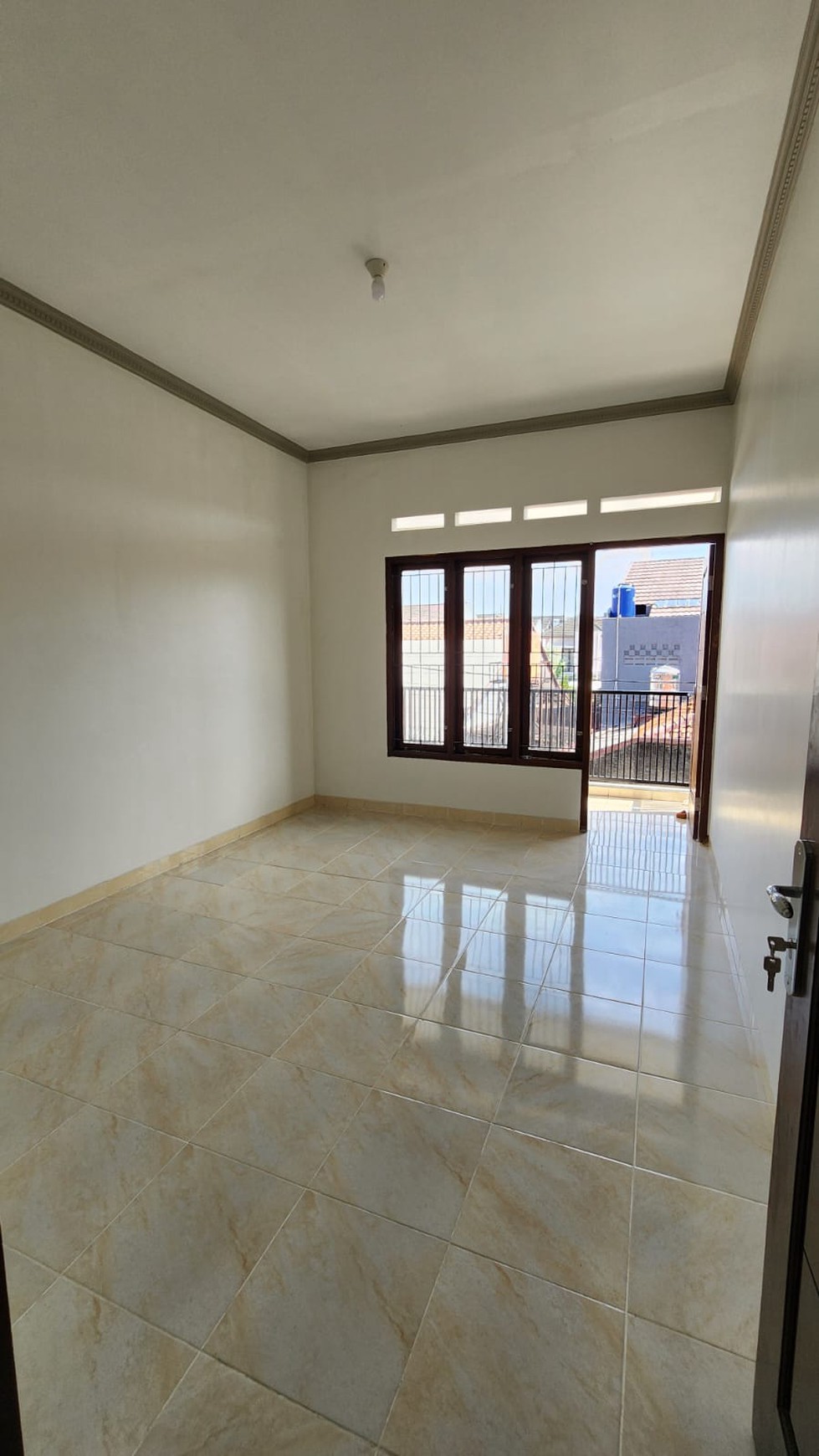 Jagakarsa raya rumah brand new lokasi private halaman luas