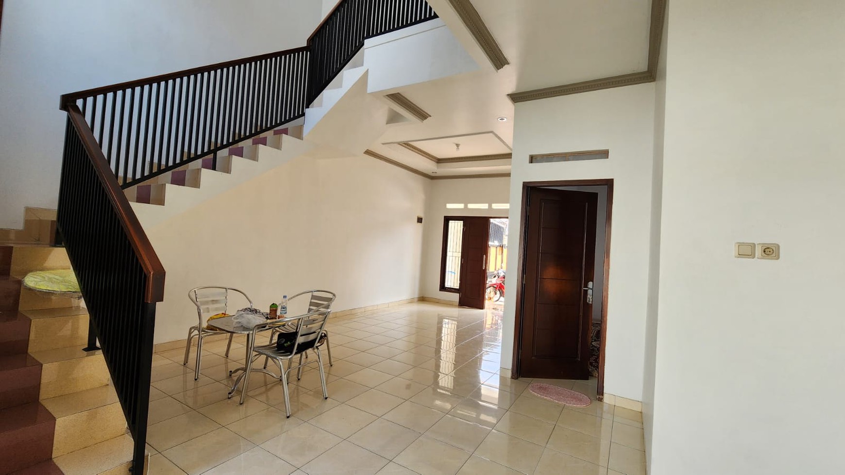 Jagakarsa raya rumah brand new lokasi private halaman luas