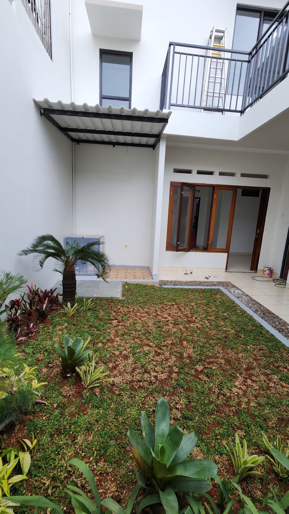 Jagakarsa raya rumah brand new lokasi private halaman luas