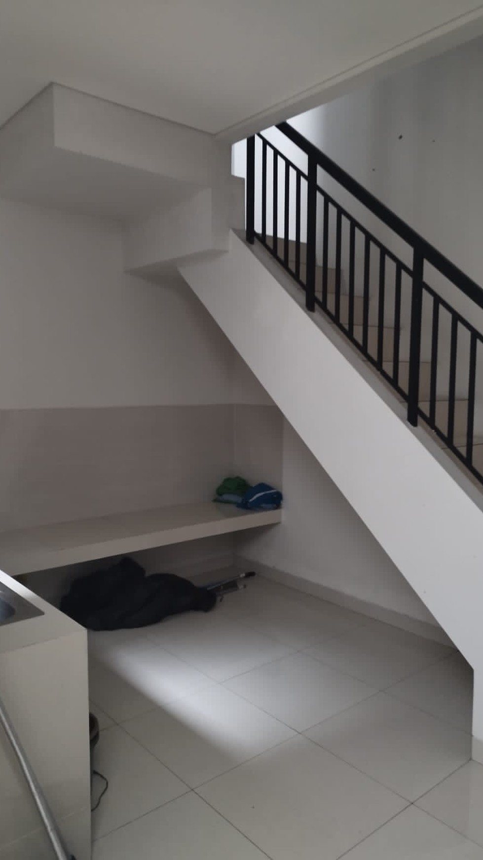 Rumah siap huni  Cluster Precia (Eminent) BSD Jual Rugi