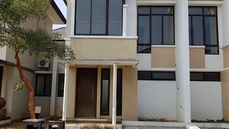 Rumah rapi siap huni di Eminent BSD