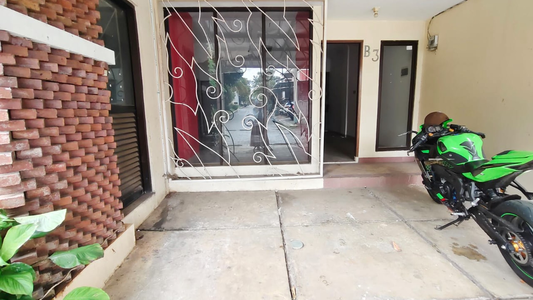 Rumah Bagus Di Felicity Town House Sawangan Depok