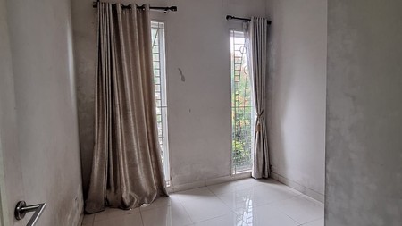 Rumah Bagus Di Ayna Residence Graha Raya Bintaro Tangerang Selatan