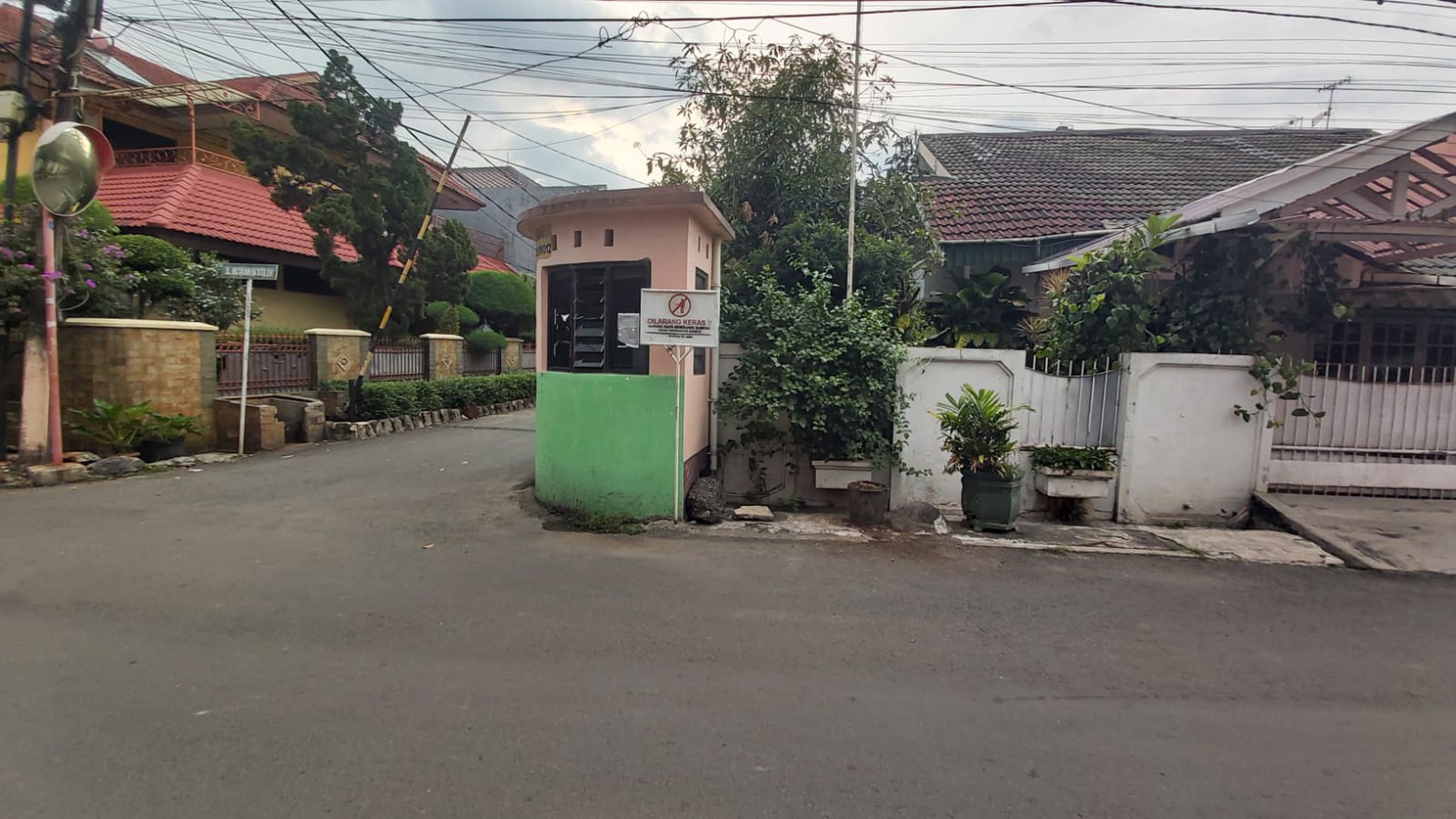 Rumah Hitung Tanah Area Cipete