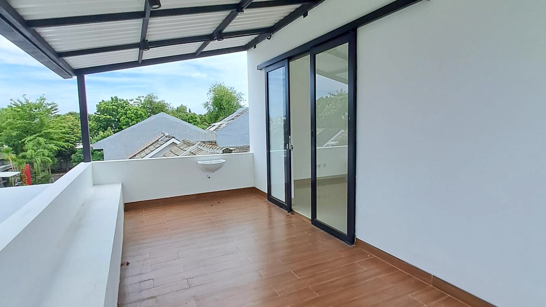 Dijual Rumah Baru Modern Minimalis di Graha Raya Bintaro 