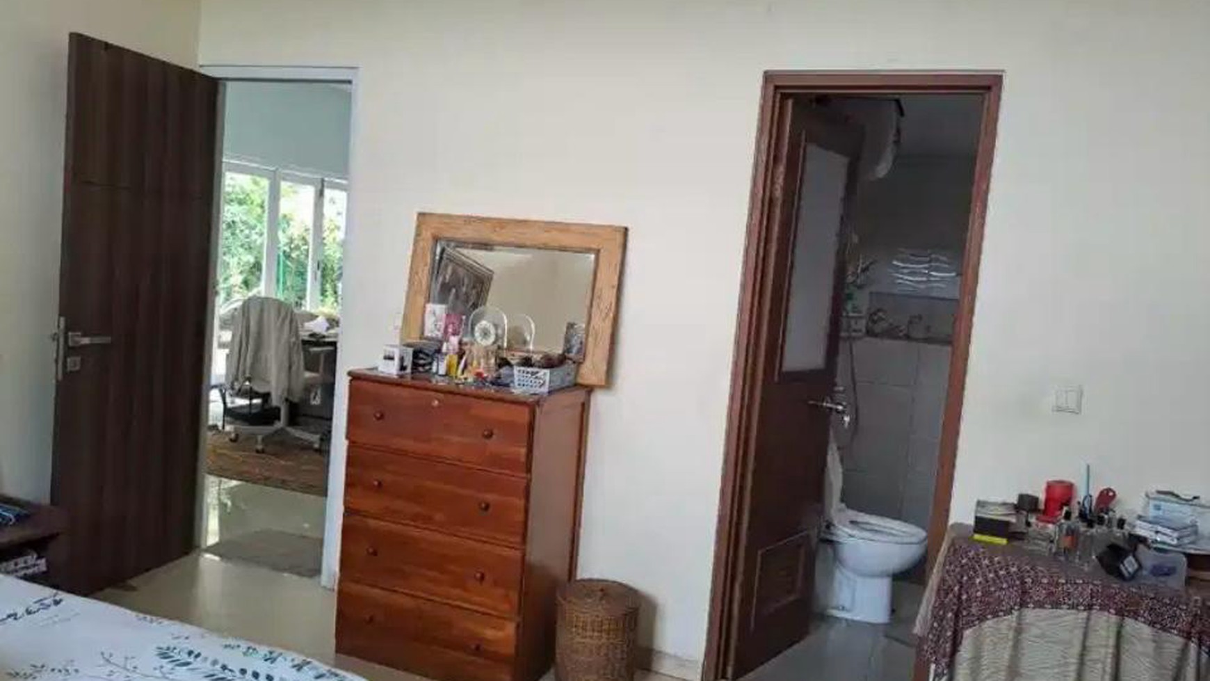 Rumah bagus, asri dan nyaman dalam Cluster di Bintaro Sektor 9