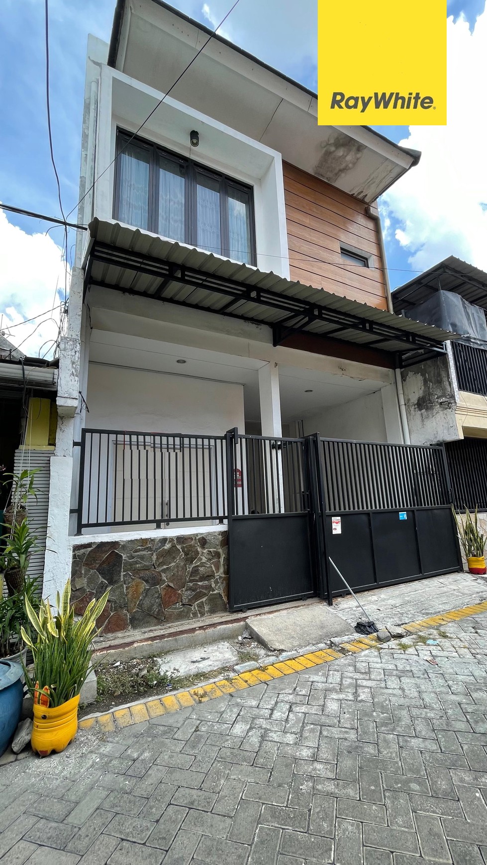 Rumah Dijual Gunungsari Indah Surabaya