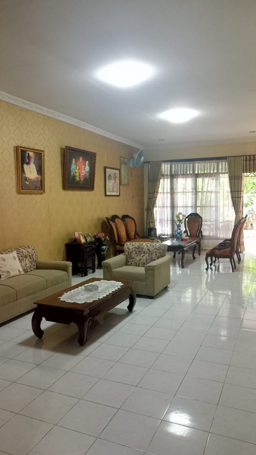 DI Jual  Rumah tinggal bangunan lama masih layak huni 1,5 lantai  di Jl Bintaro Permai  Bintaro  Pesanggrahan Jaksel 