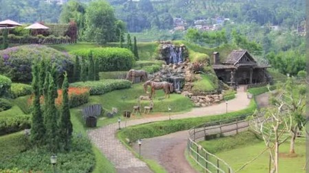 Dijual Lahan  di Resort  THE RANCH Cisarua Jl Raya Puncak km 77