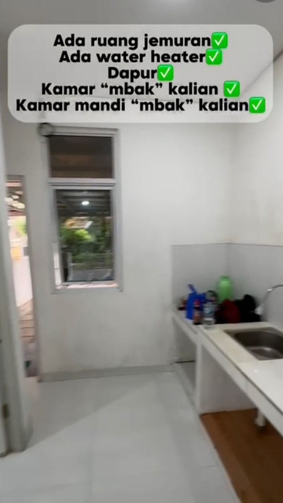 Rumah Siap Huni Baru Renovasi berada diarea BSD Dijual Dengan Harga menarik 