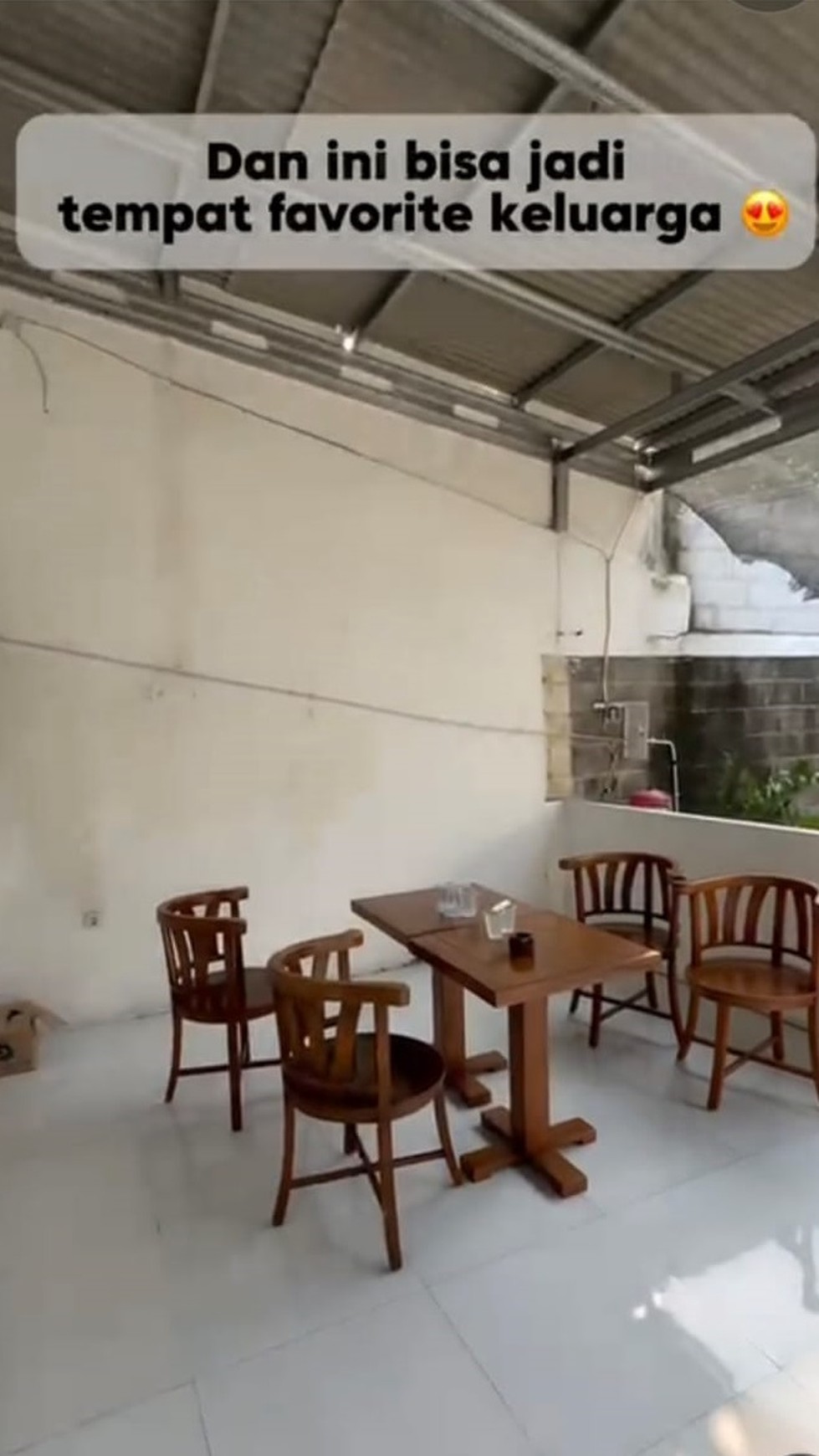 Rumah Siap Huni Baru Renovasi berada diarea BSD Dijual Dengan Harga menarik 