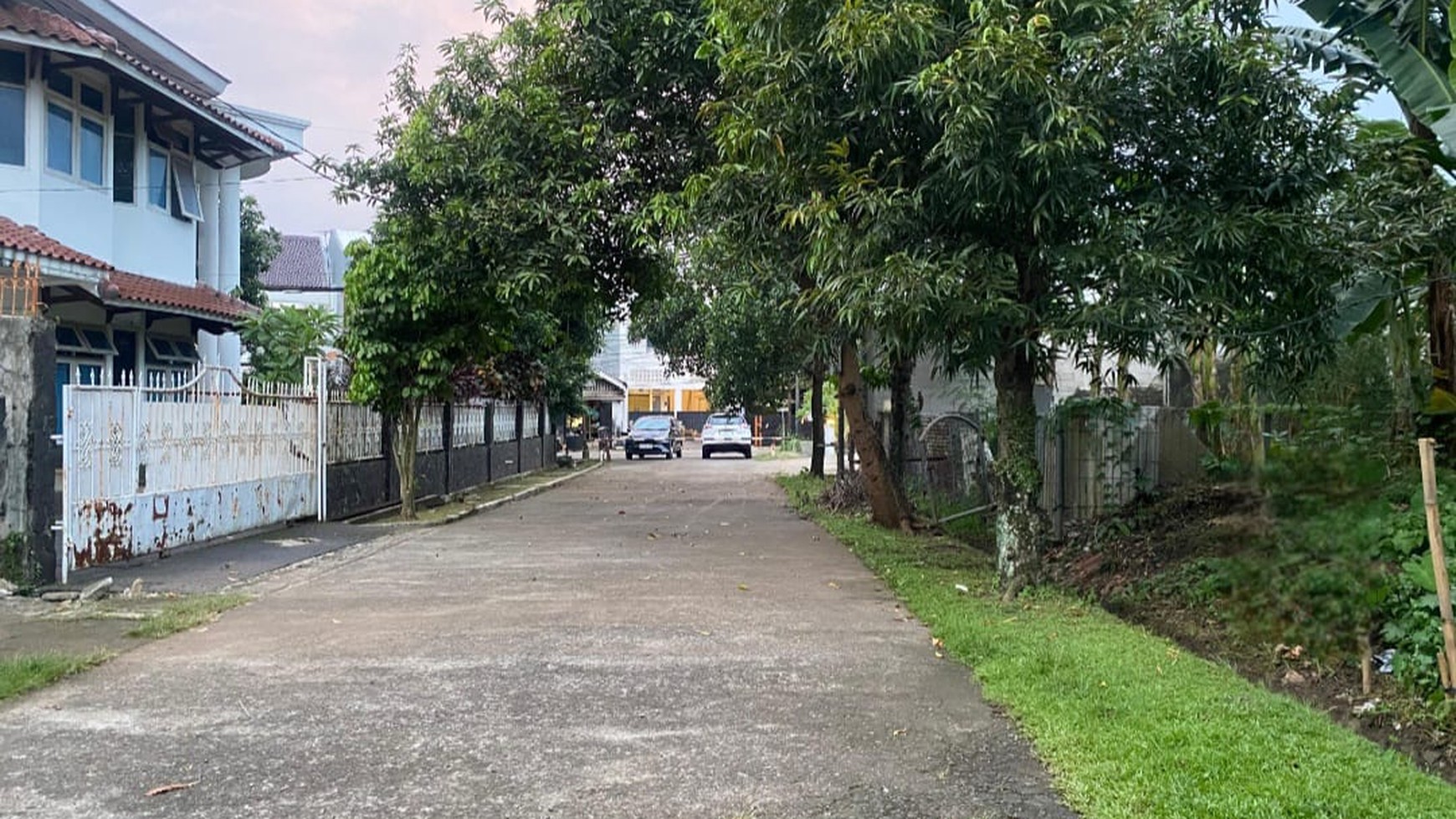 Tanah Dalam Komplek Cinere, Dekat Pintu Tol Brigif - Harga Menarik