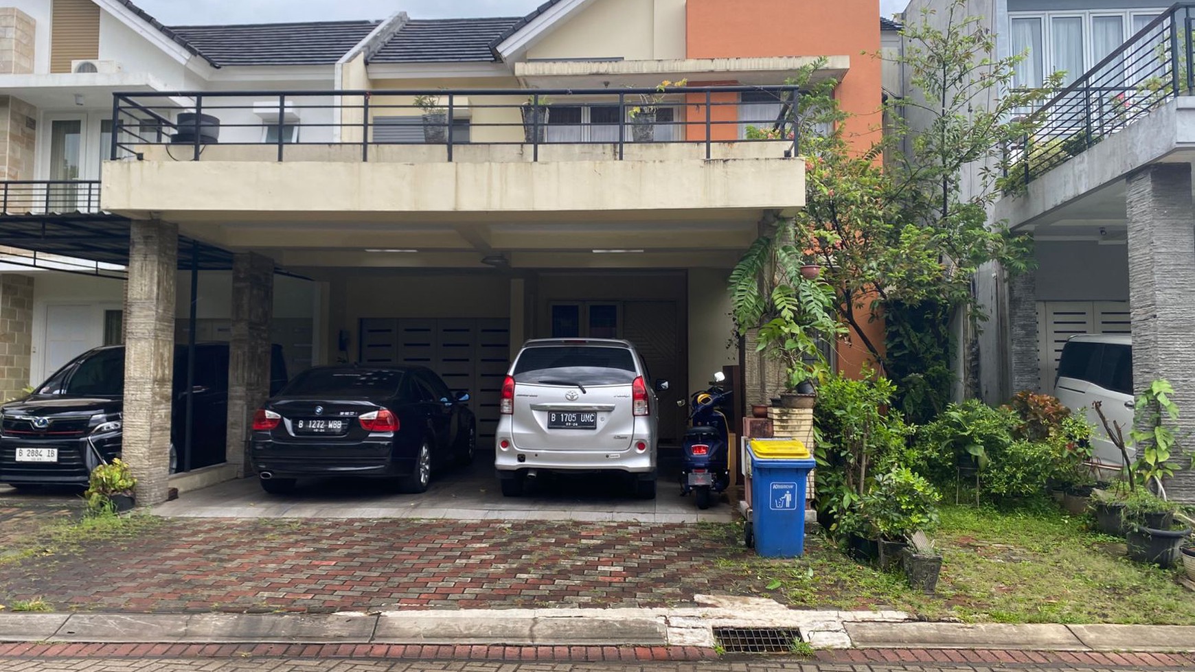 Rumah Cantik 2 Lantai Sangat Strategis Di Cluster Latinos Hanya 7 Menit Ke Toll JORR BSD Tangsel