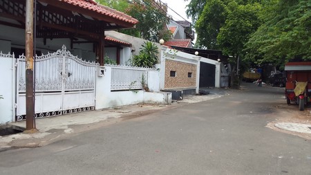 Rumah Strategis Di Tebet Timur Dalam Hanya 5 Menit Jalan Kaki ke Jl. Tebet Raya Dan Jl. Tebet Timur Raya, Banyak Kulineran Dan Resto