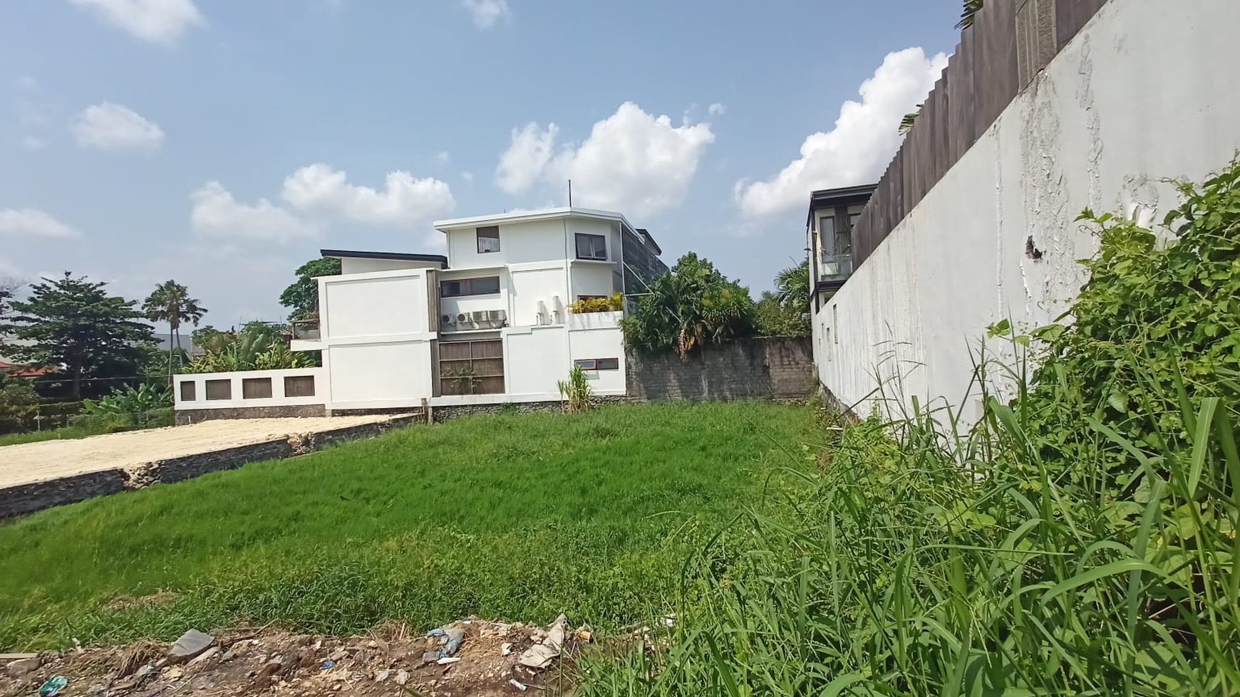 Rumah Hitung Tanah Area Cipete