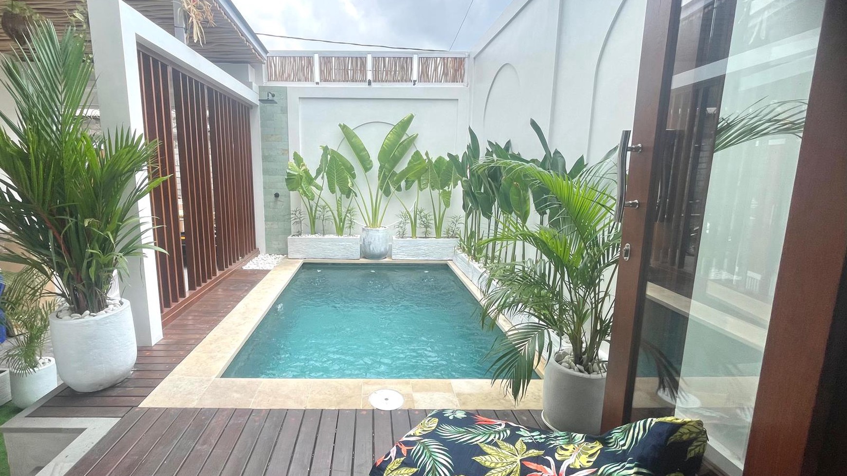 Rumah Hitung Tanah Area Cipete