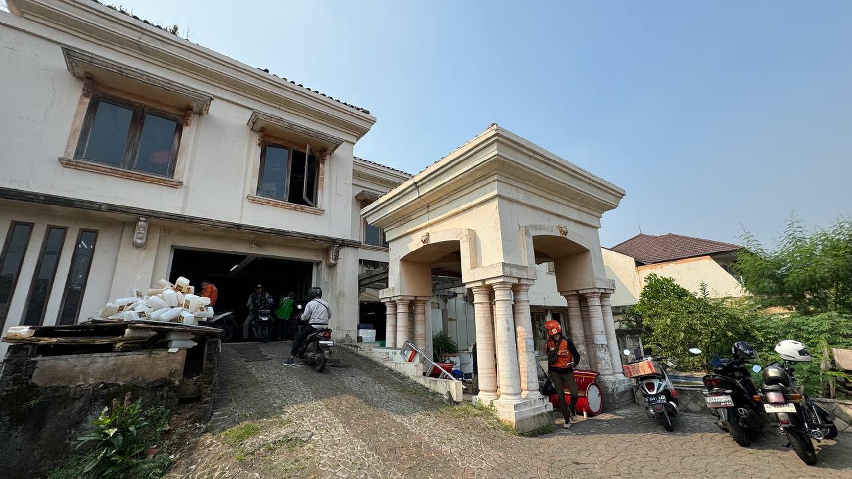 Cinere blok A rumah dalam komplek premium depan cineremal