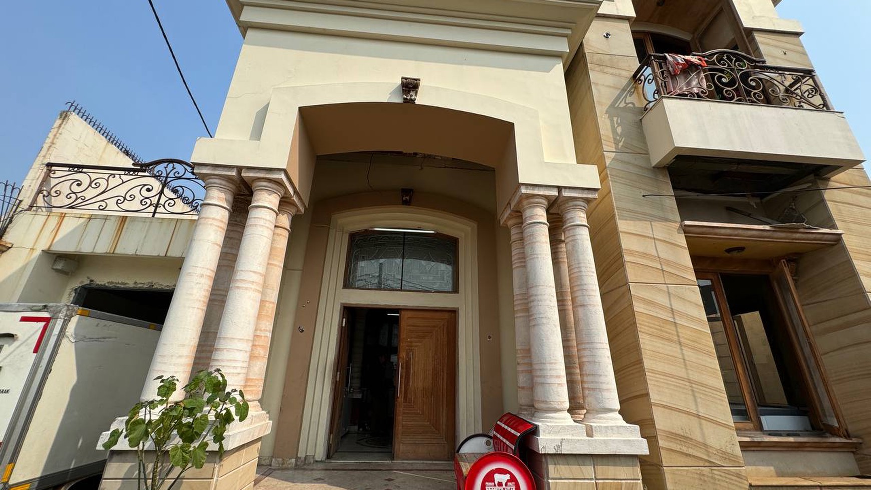 Cinere blok A rumah dalam komplek premium depan cineremal