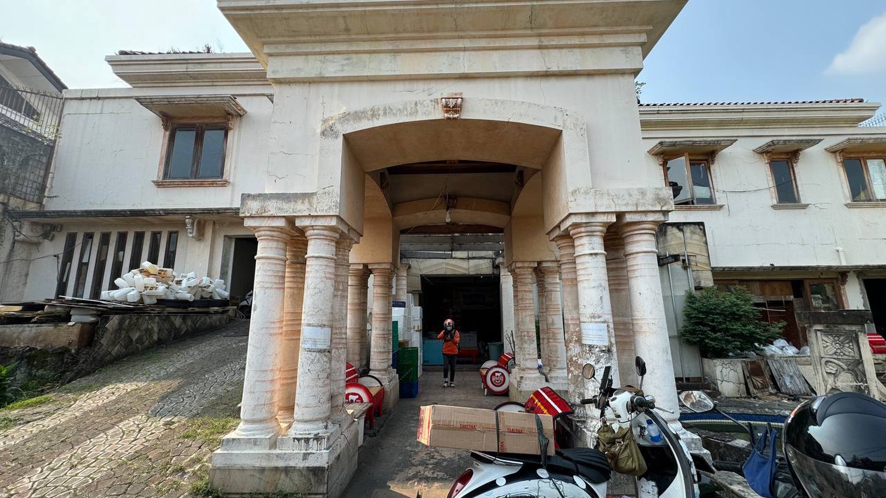 Cinere blok A rumah dalam komplek premium depan cineremal