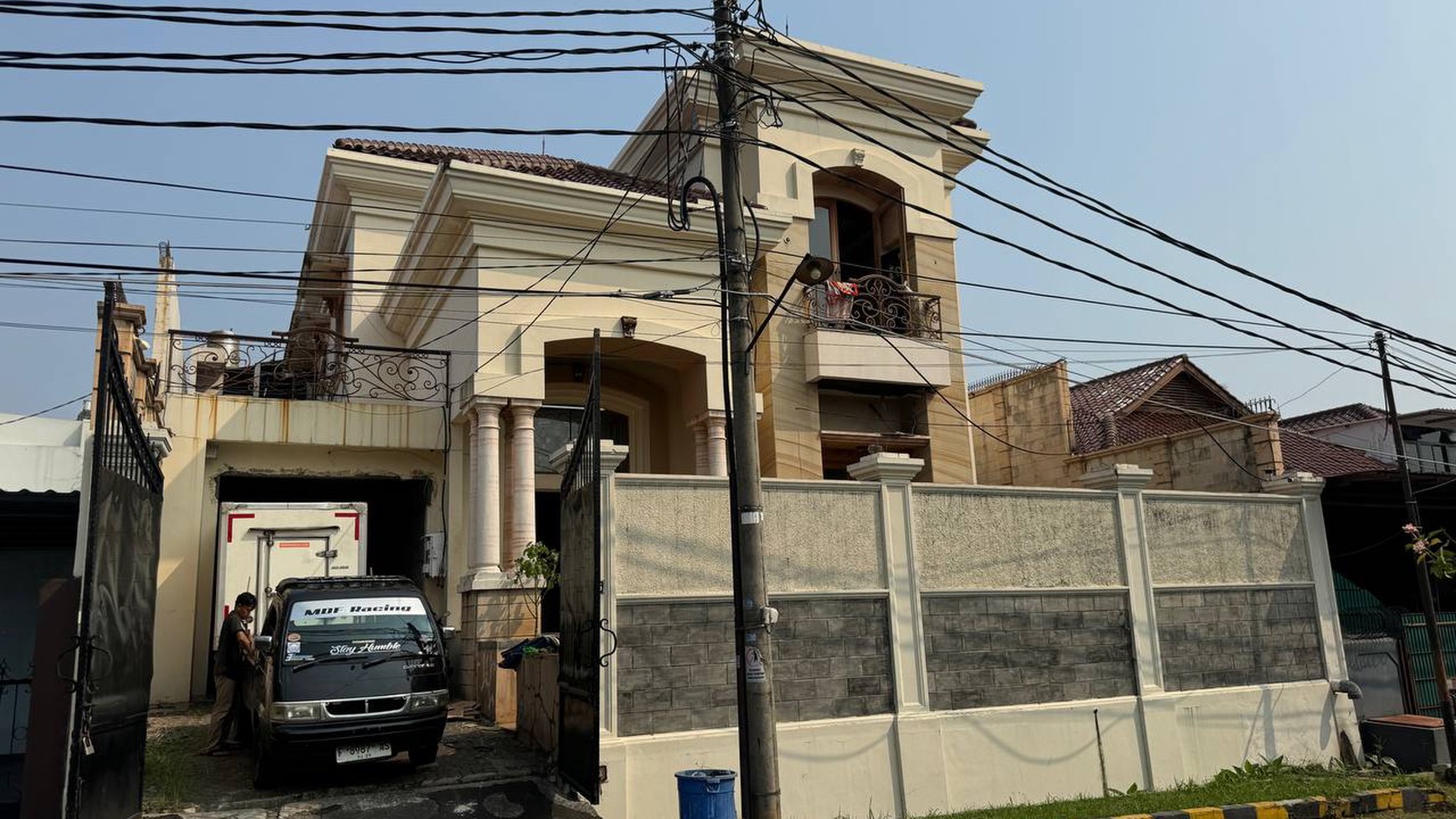 Cinere blok A rumah dalam komplek premium depan cineremal