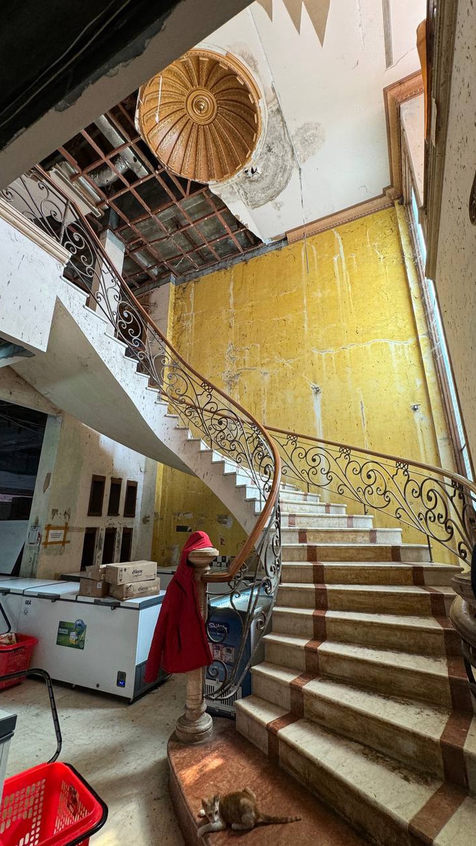 Cinere blok A rumah dalam komplek premium depan cineremal