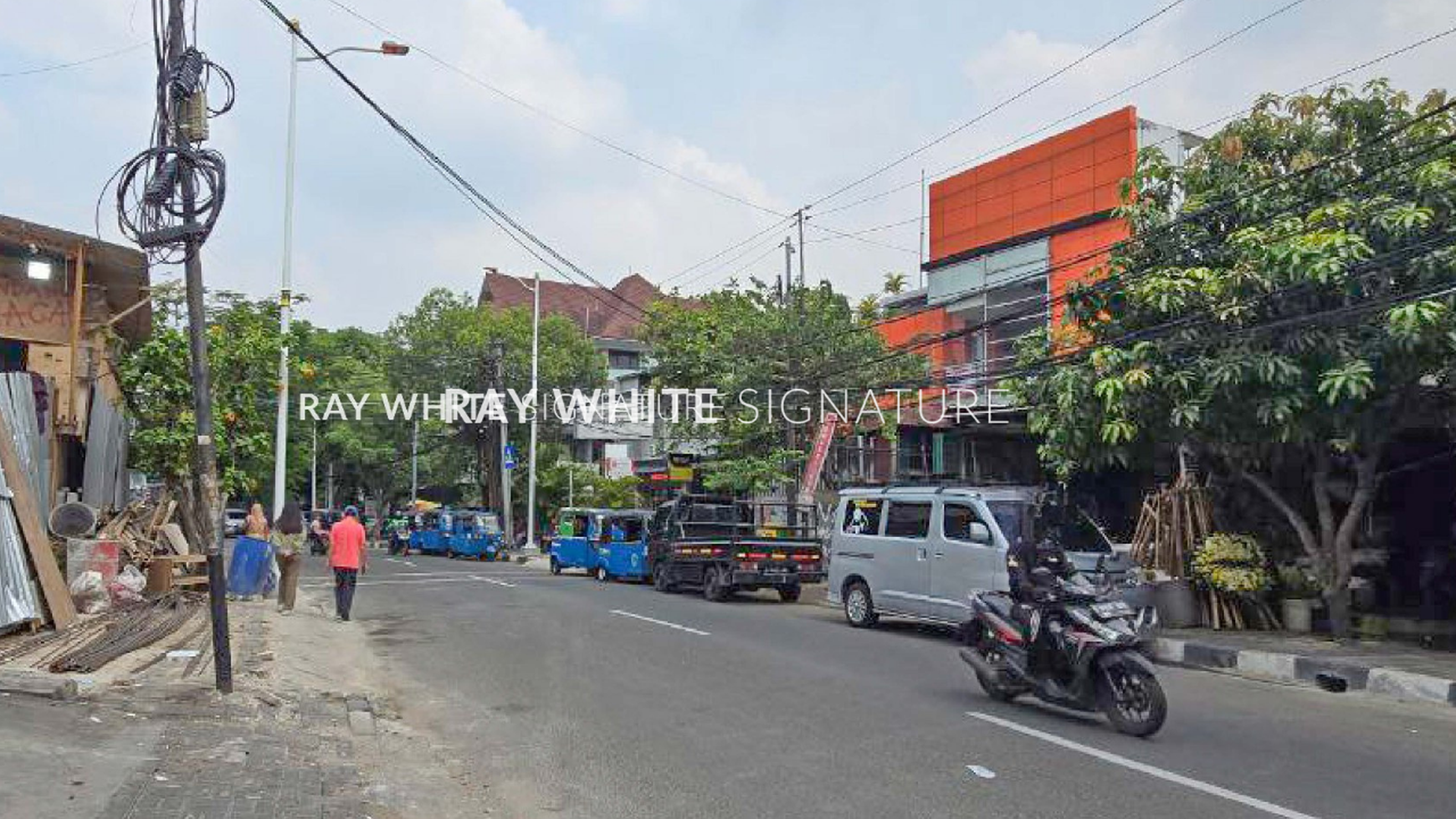 Dijual Bangunan Komersil di Jl. Tebet Barat Dalam Raya 