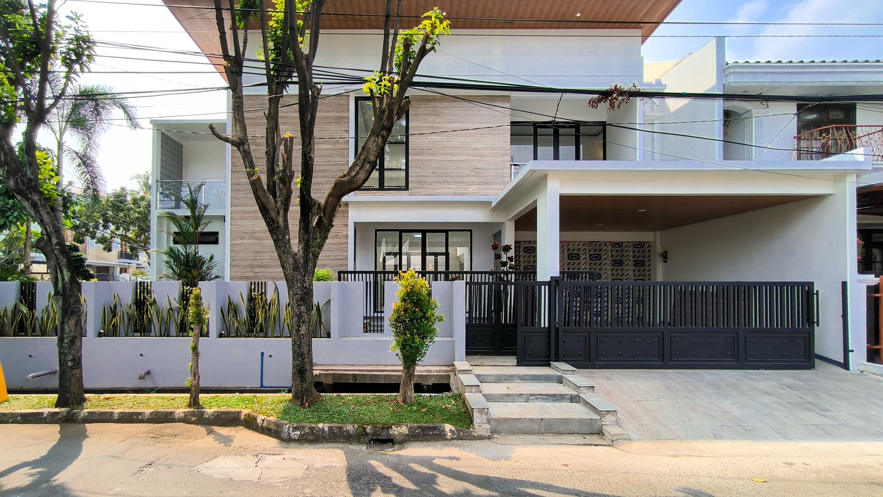 Dijual Rumah Modern at Bintaro Jaya Sektor 9