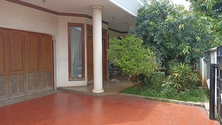 Rumah Bagus Di Jl H Naimun Pondok Pinang Jakarta Selatan