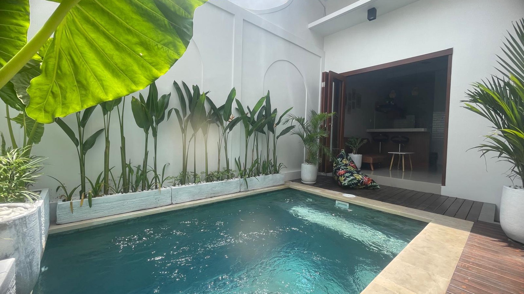 Yearly Rental - Modern 1-Bedroom Villa with Private Pool in Prime Padonan Location