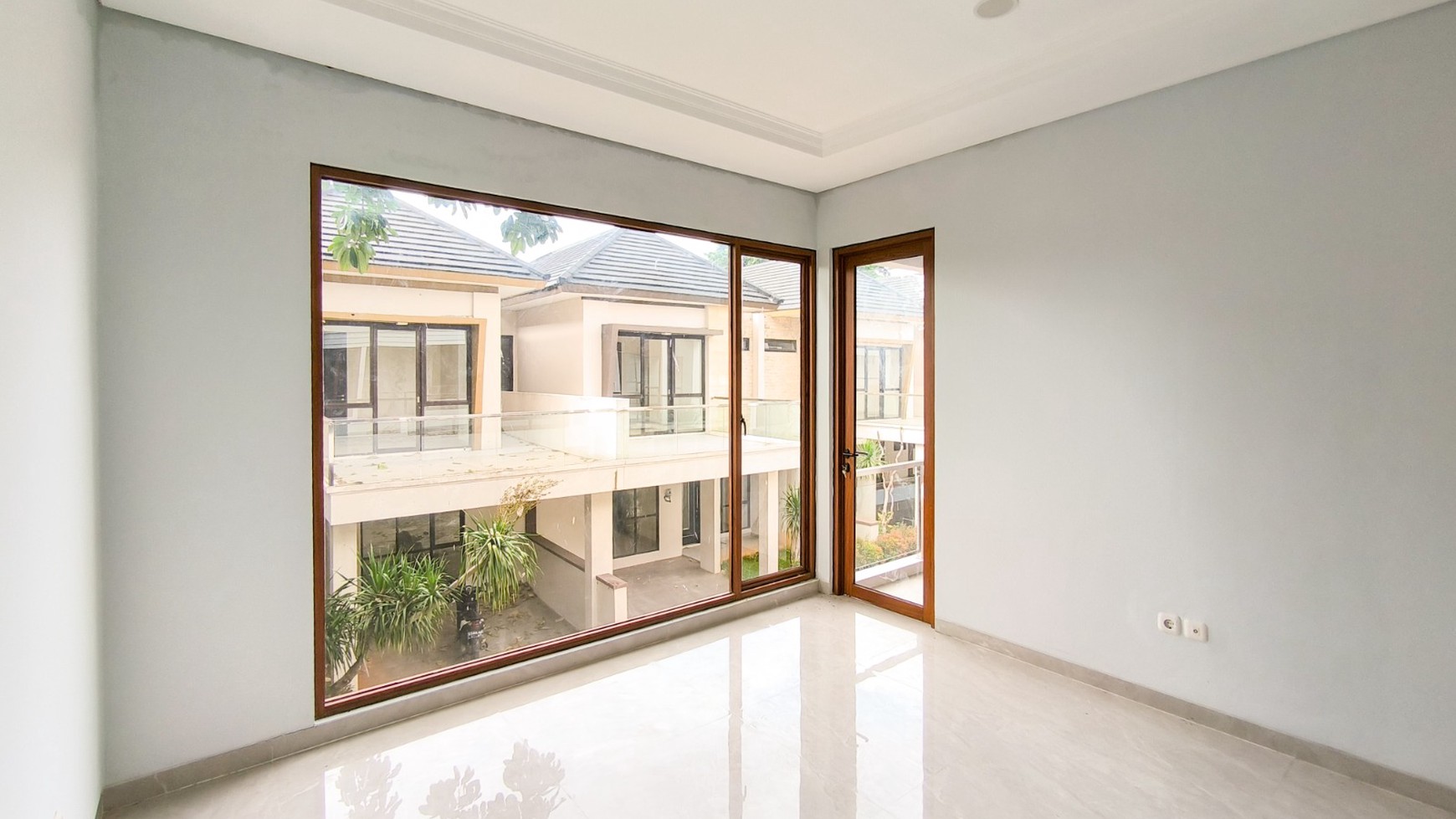 Rumah Bagus,dalam cluster di Bintaro Jaya Sektor 9