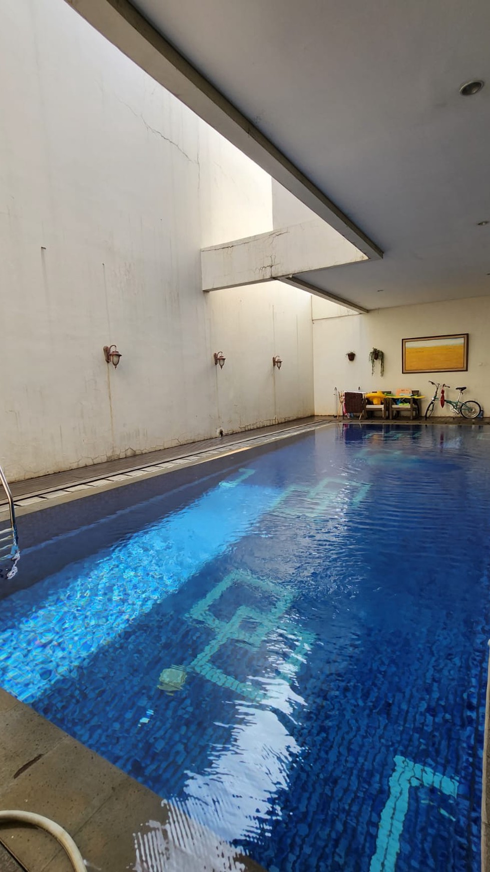 Rumah Hitung Tanah Area Cipete