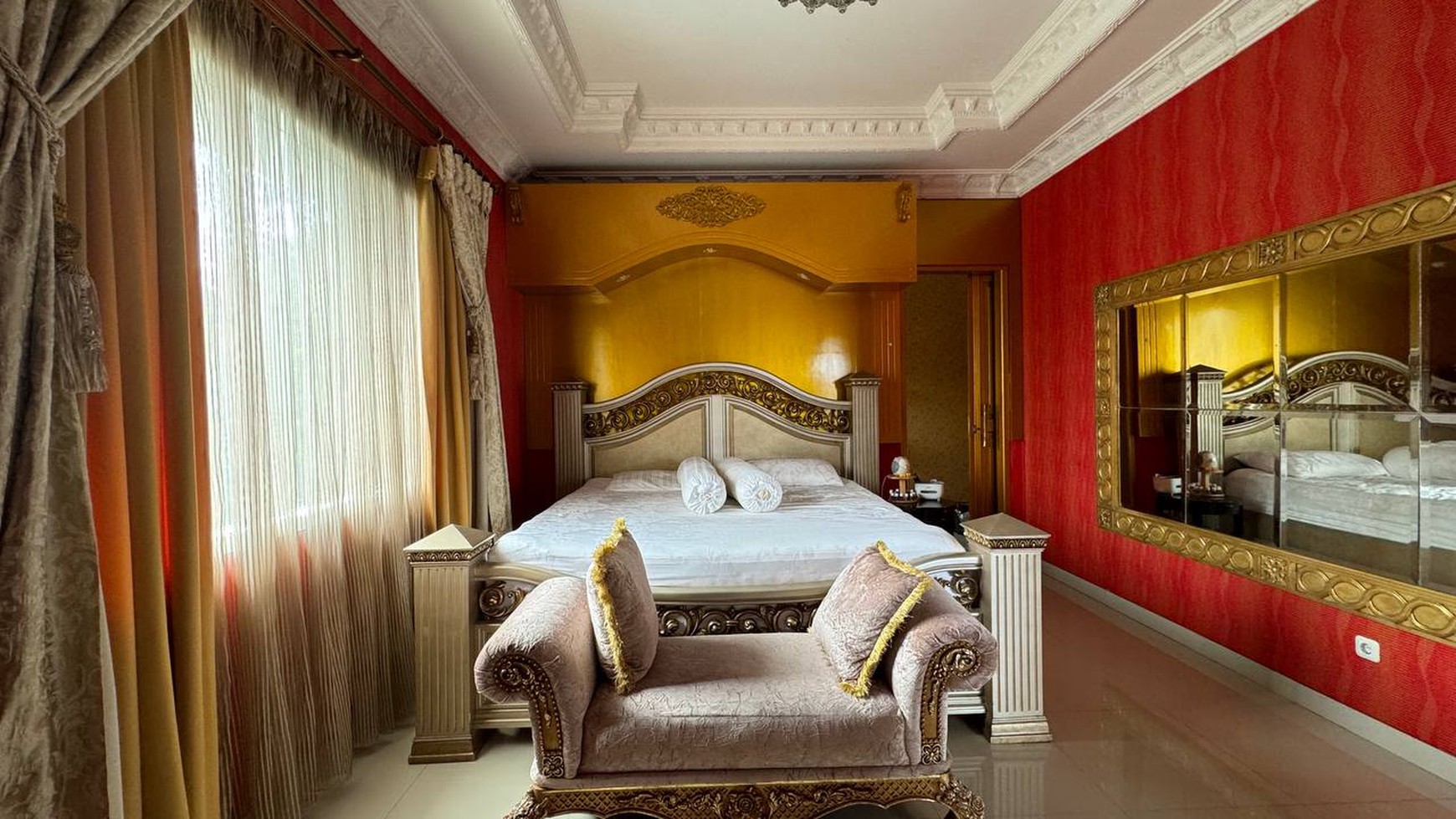 Rumah Hitung Tanah Area Cipete