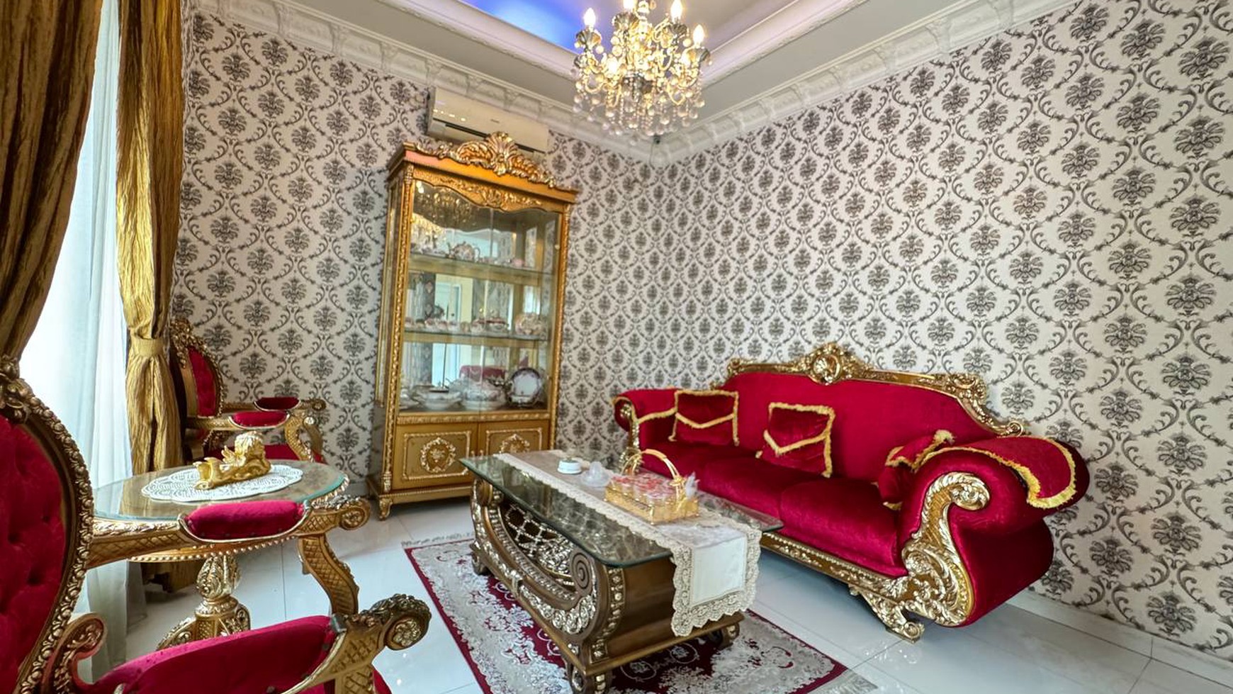 Rumah Hitung Tanah Area Cipete