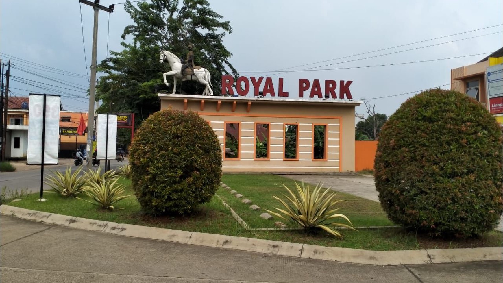 Rumah Hitung Tanah Area Cipete