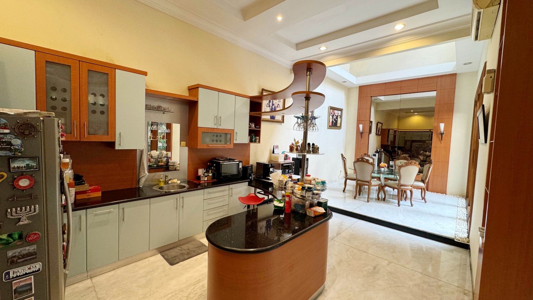 Rumah Hitung Tanah Area Cipete