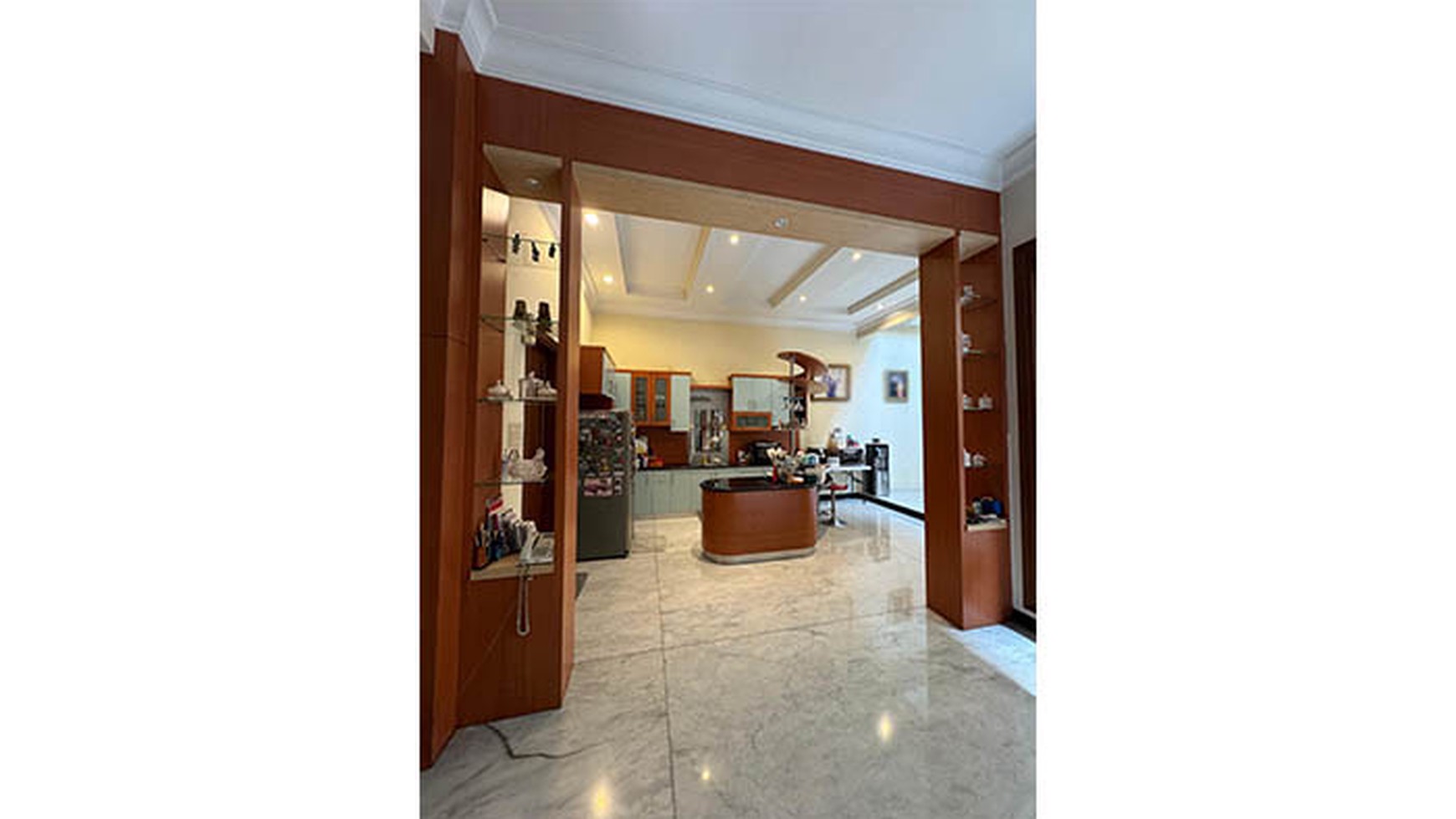 Rumah Hitung Tanah Area Cipete